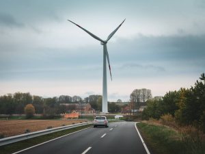 La transition énergétique en Anjou : défis et opportunités pour les entreprises locales